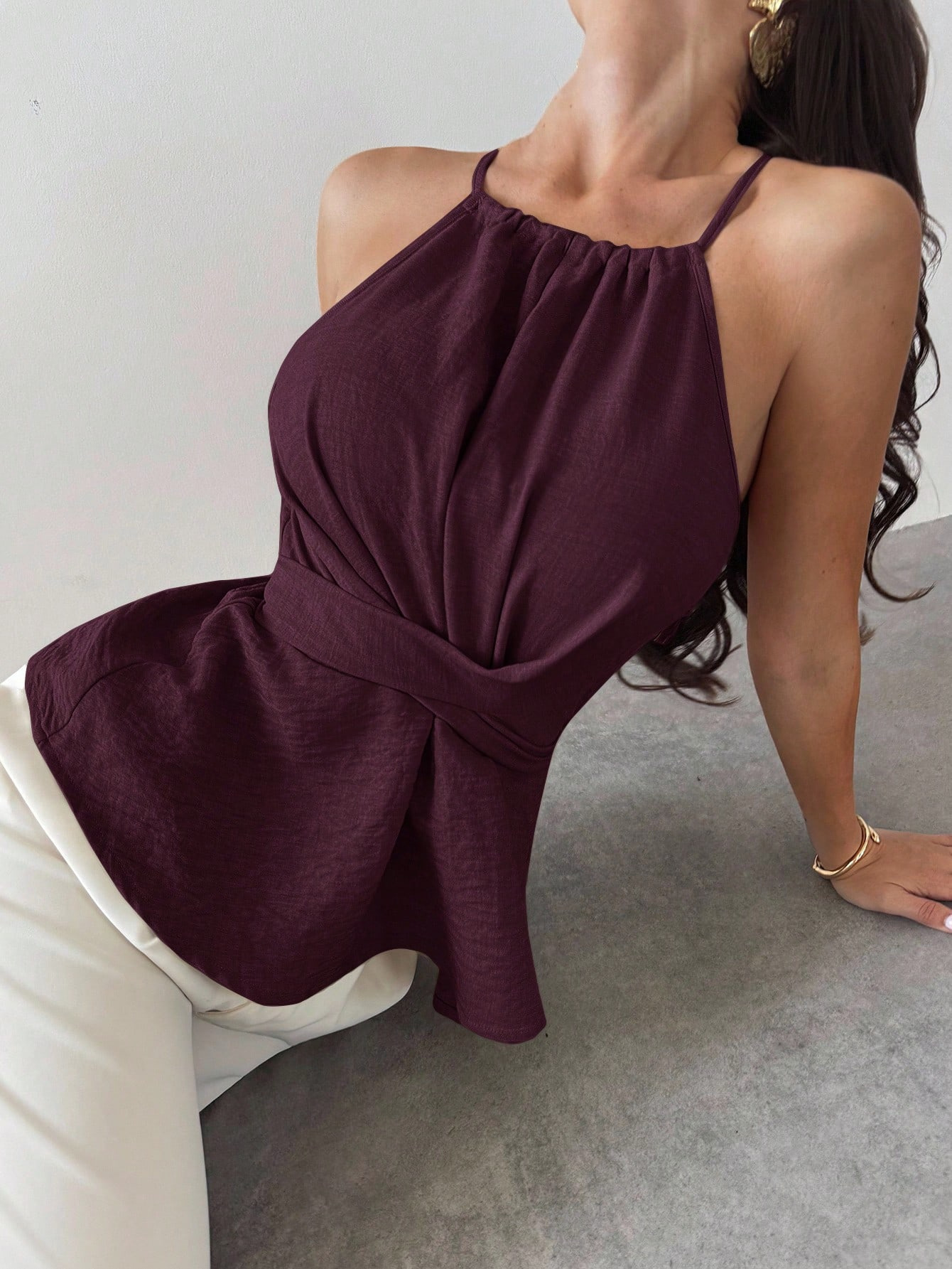 Strap-fit Waist-cinching Blousestyling Shots For European And American Looks - Image 2
